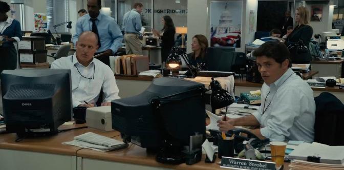 Смотреть Опасное расследование / Shock and Awe (2017)